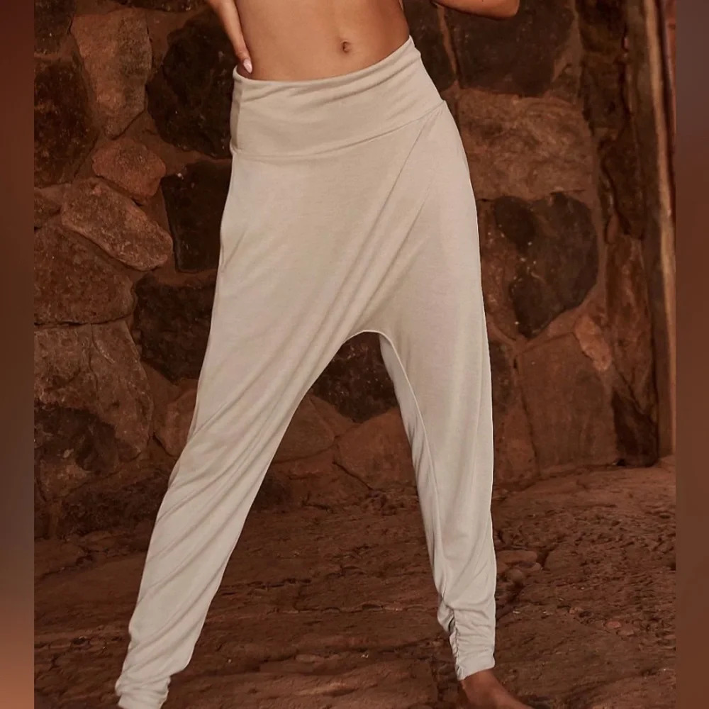 NWT Free people movement Echo Harem Pant size XS